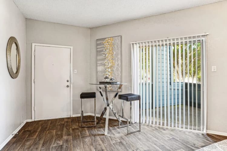 Arlington apartments for rent - image - Laurels Of Sendera - 05.jpg