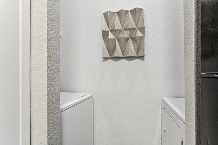 Arlington apartments for rent - image - Laurels Of Sendera - 13.jpg