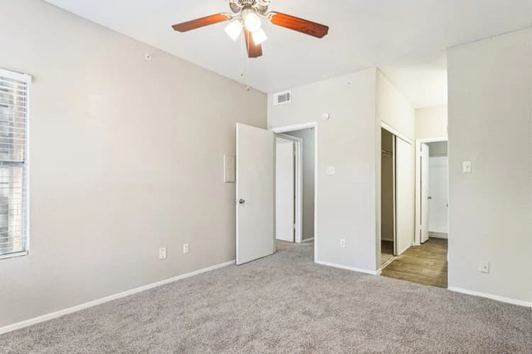 Arlington apartments for rent - image - Laurels Of Sendera - 26.jpg