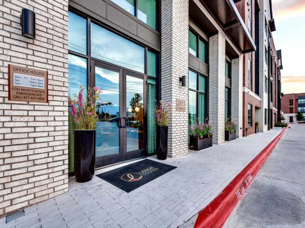 Arlington apartments for rent - Property image - Lenox Cooper - 1