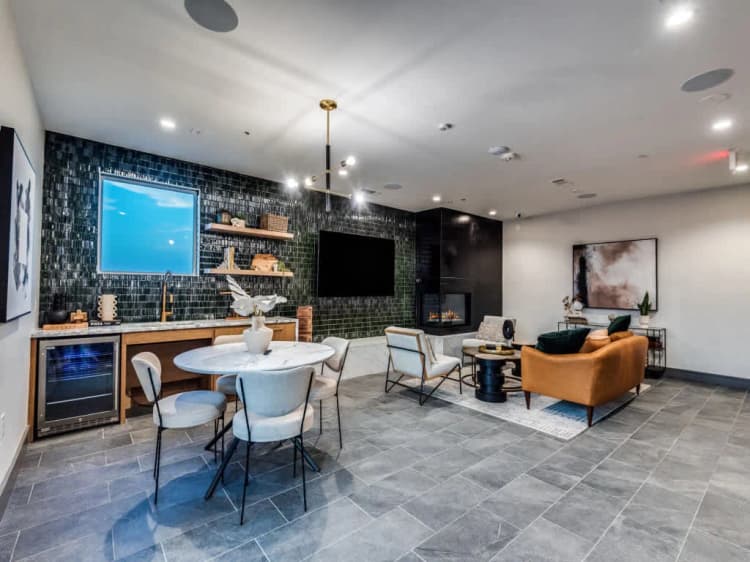 Arlington apartments for rent - image - Lenox Cooper - 22.jpg