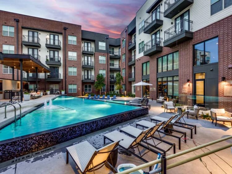Arlington apartments for rent - image - Lenox Cooper - 33.jpg