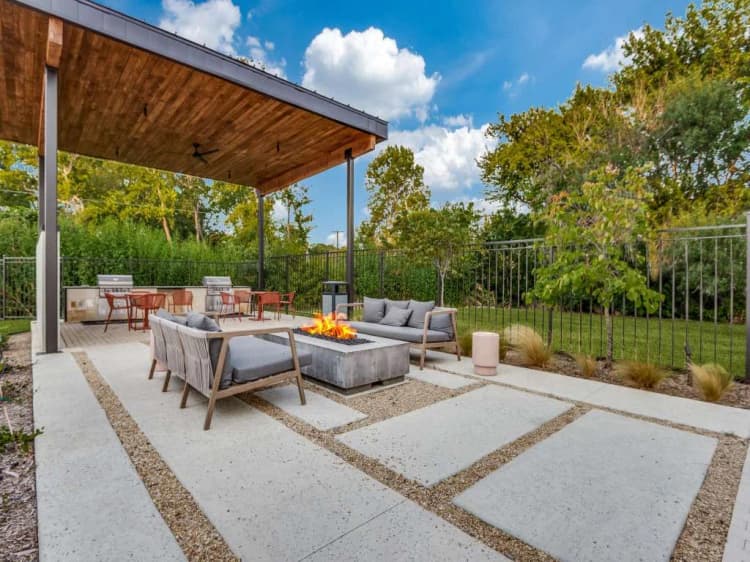 Arlington apartments for rent - image - Lenox Cooper - 38.jpg