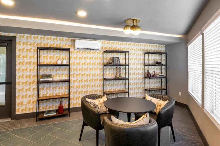 Arlington apartments for rent - image - Lydle Ridge Apartments - 16.jpg