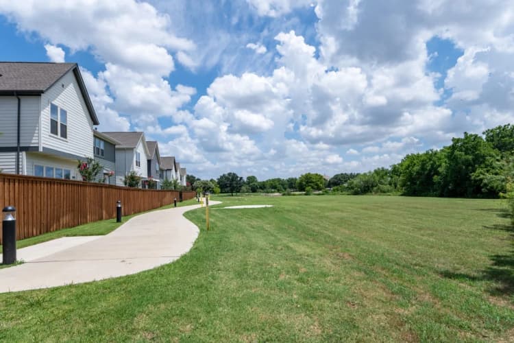 Arlington apartments for rent - image - Mission At Johnson Creek - 28.jpg