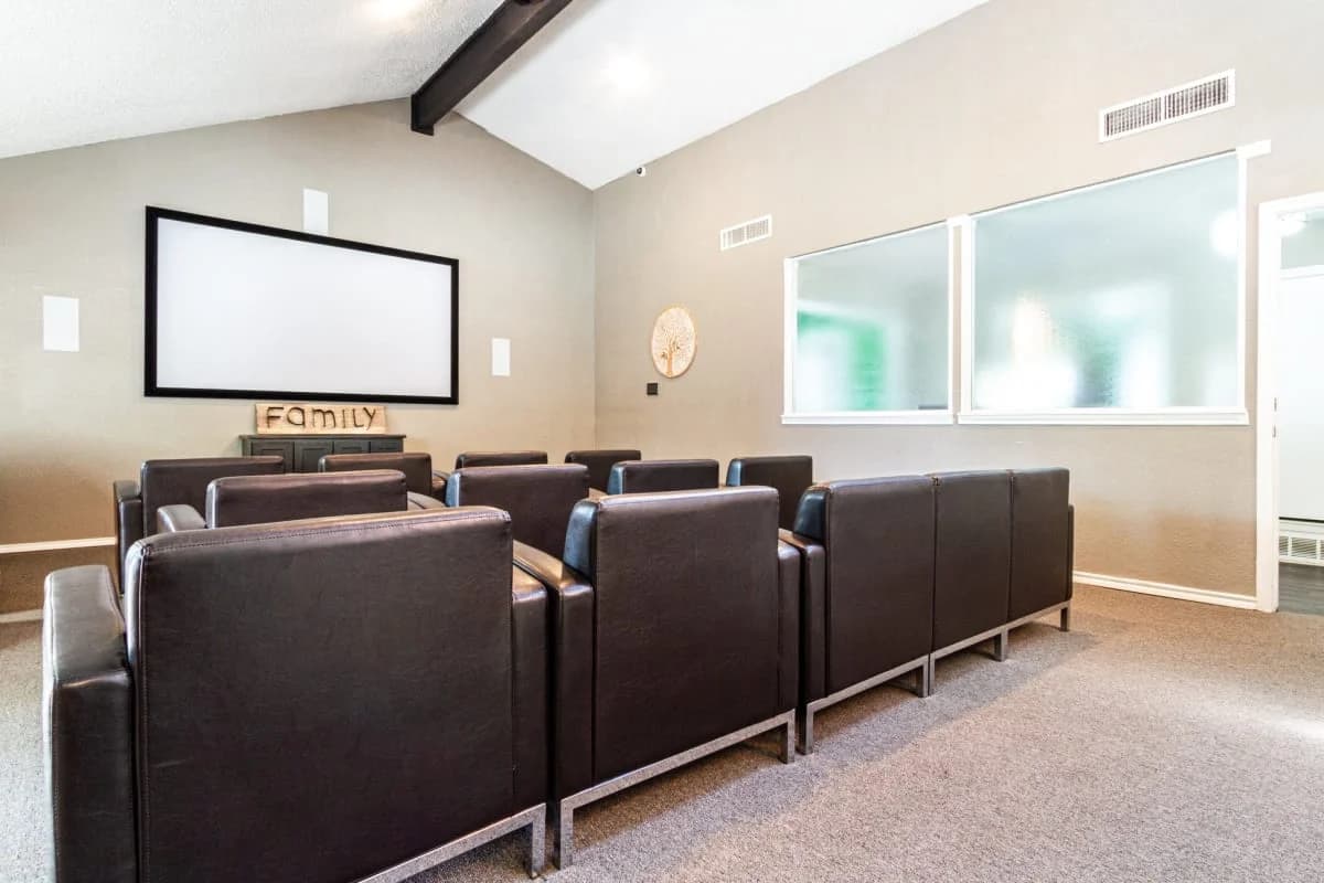 Arlington apartments for rent - image - Park City Townhomes - 12.jpg