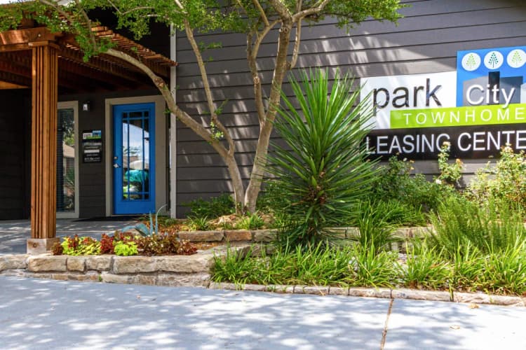 Arlington apartments for rent - image - Park City Townhomes - 13.jpg