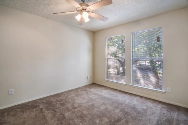 Arlington apartments for rent - image - Pavilion - 23.jpg