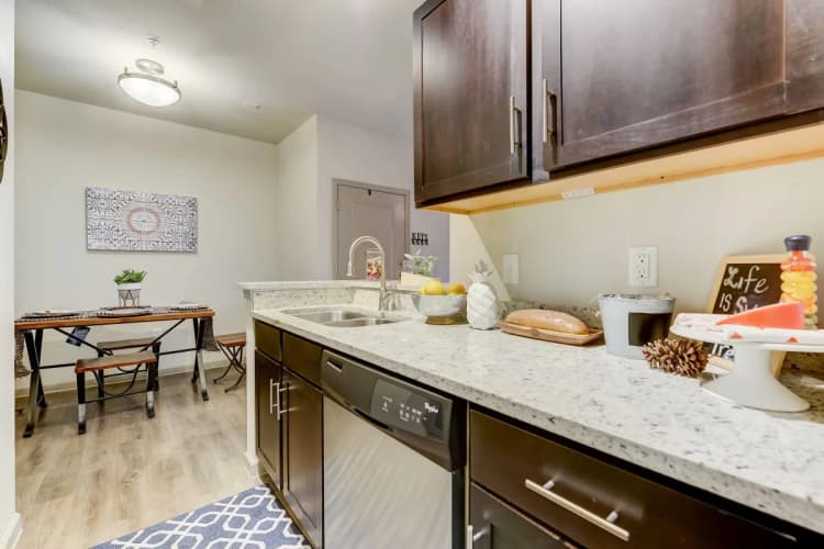 Arlington apartments for rent - image - Riverside Apartments - 05.jpg
