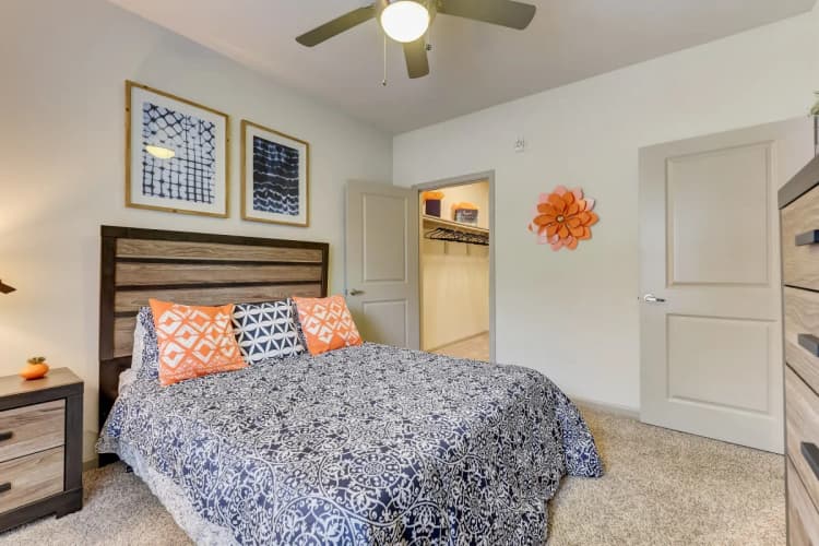 Arlington apartments for rent - image - Riverside Apartments - 09.jpg