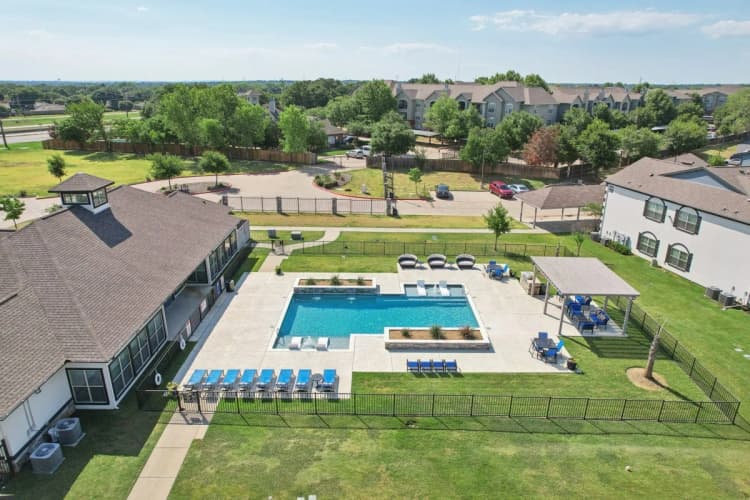 Arlington apartments for rent - image - Riverside Apartments - 25.jpg