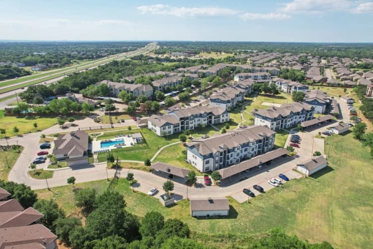 Arlington apartments for rent - image - Riverside Apartments - 34.jpg