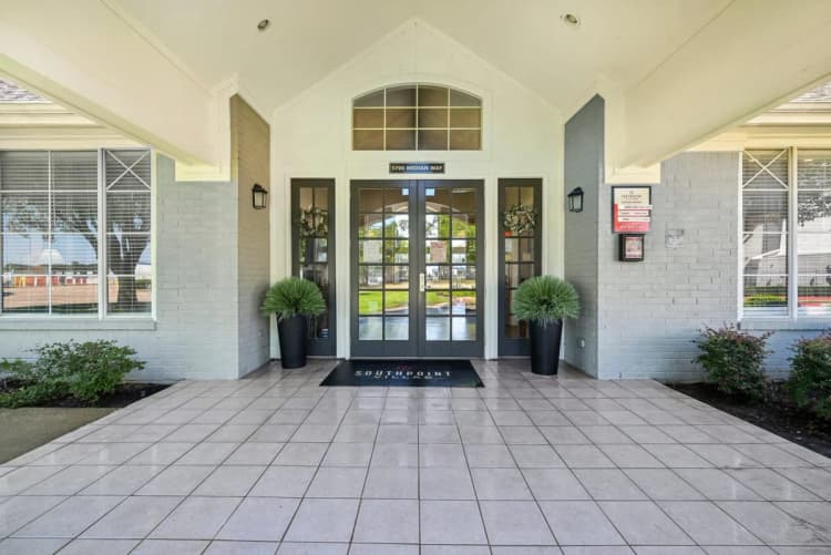 Arlington apartments for rent - image - Southpoint Villas - 13.jpg