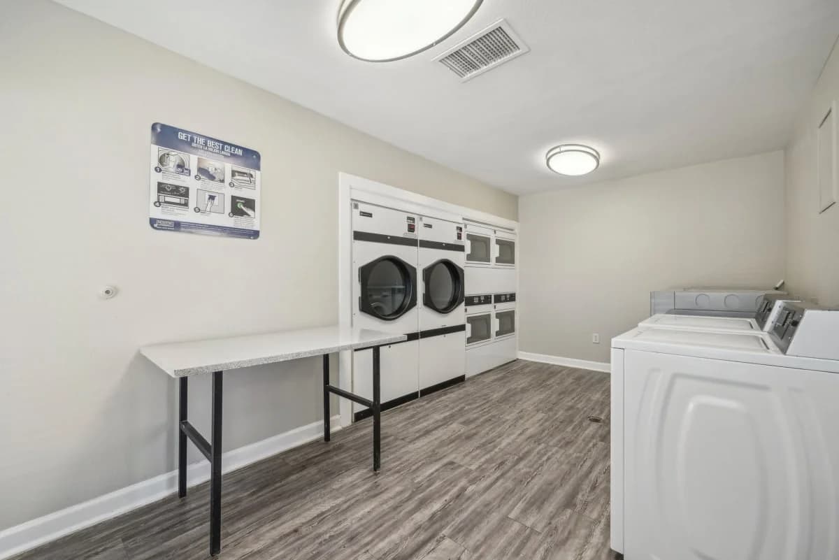 Arlington apartments for rent - image - Southpoint Villas - 27.jpg