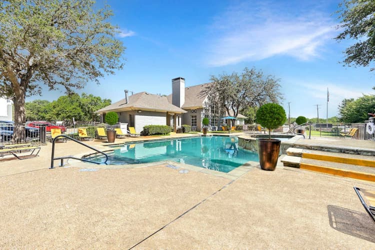 Arlington apartments for rent - image - Southpoint Villas - 37.jpg