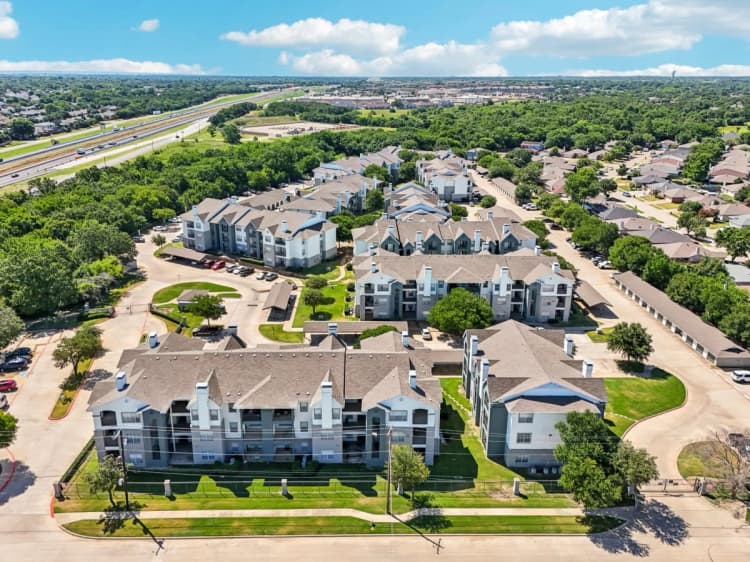 Arlington apartments for rent - image - Southpoint Villas - 44.jpg