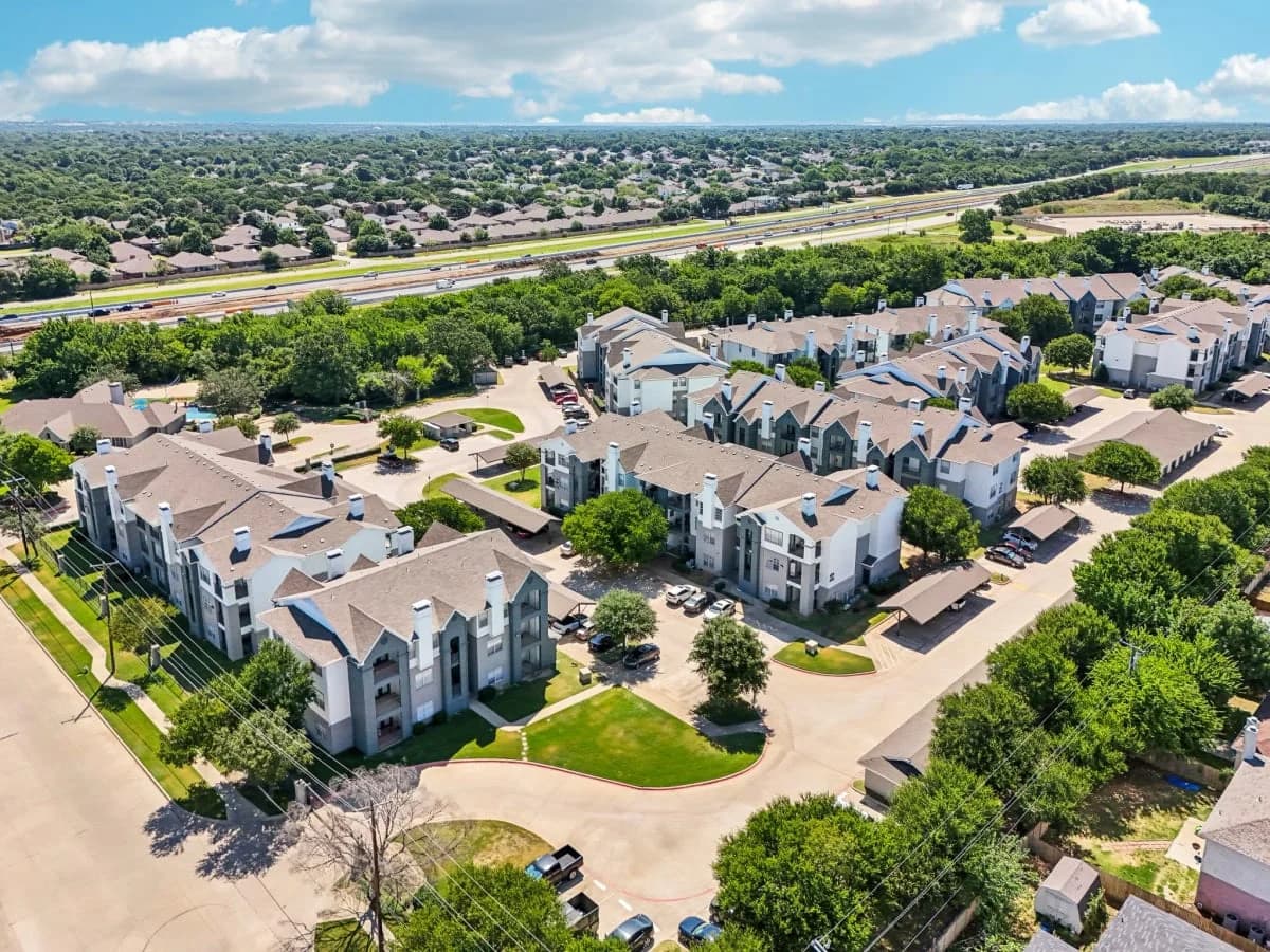 Arlington apartments for rent - image - Southpoint Villas - 45.jpg