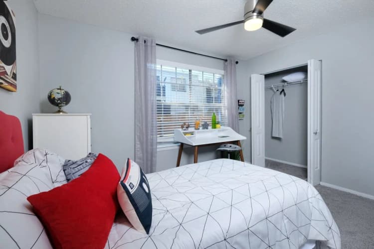 Arlington apartments for rent - image - Stadium 700 - 10.jpg
