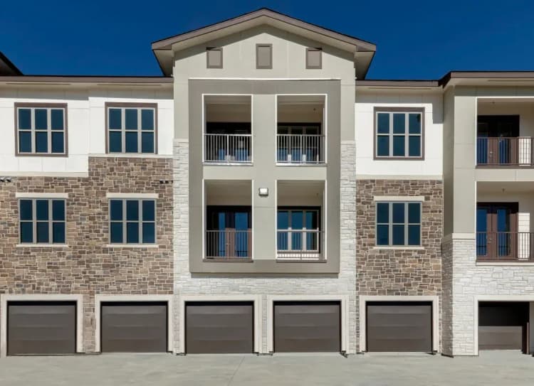 Arlington apartments for rent - image - imgi_65_24_debbielaneflats_seller_5525_p.webp