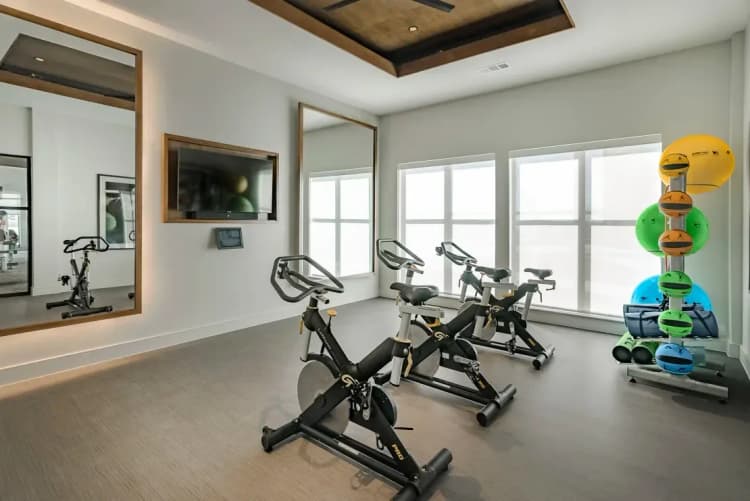 Arlington apartments for rent - image - imgi_99_5_debbielaneflats_seller_38.webp