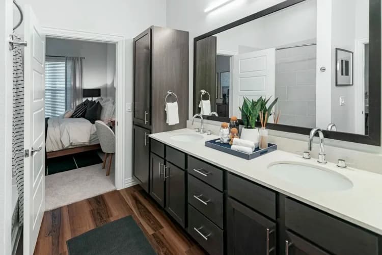 Arlington apartments for rent - image - imgi_213_22_debbielaneflats_seller_18.webp
